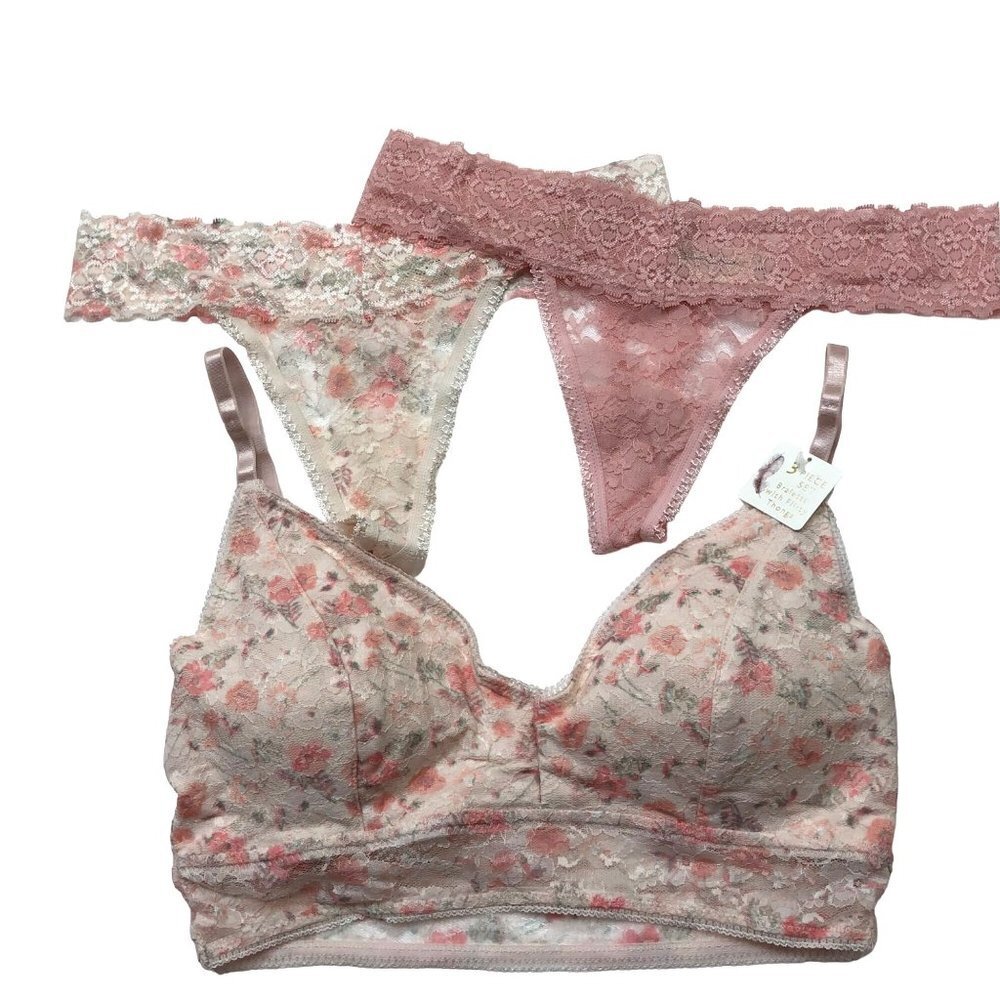 JESSICA SIMPSOM 3PCS SET BRALETTE W/FLIRTY THONGS NEW WITH TAG